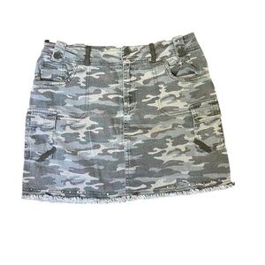 Y2K Camo Green Mini Skirt Sz 14 Cotton/Spandex